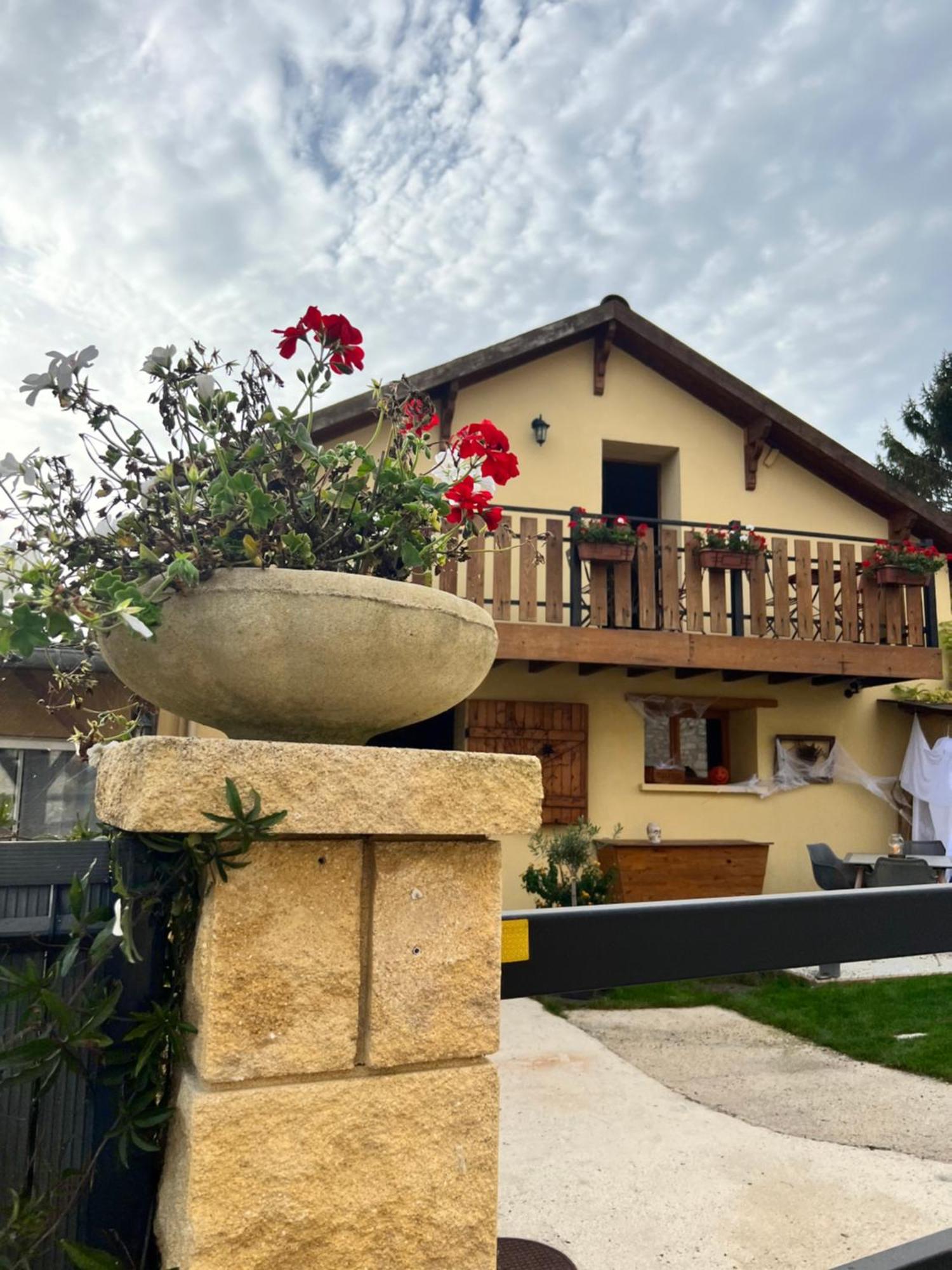Gite Au Grenier Cosy Lor Exterior foto